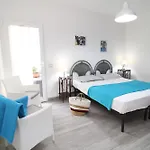 Apartment- Fronte La Caletta