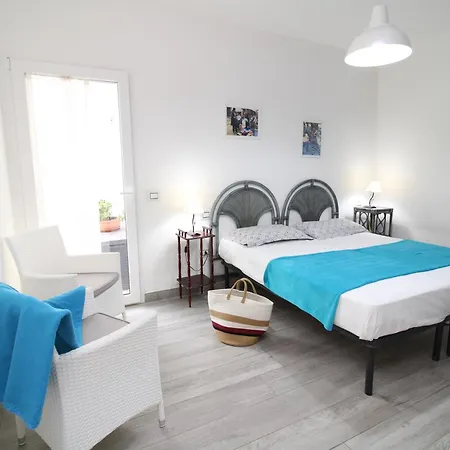 Apartment- Fronte La Caletta